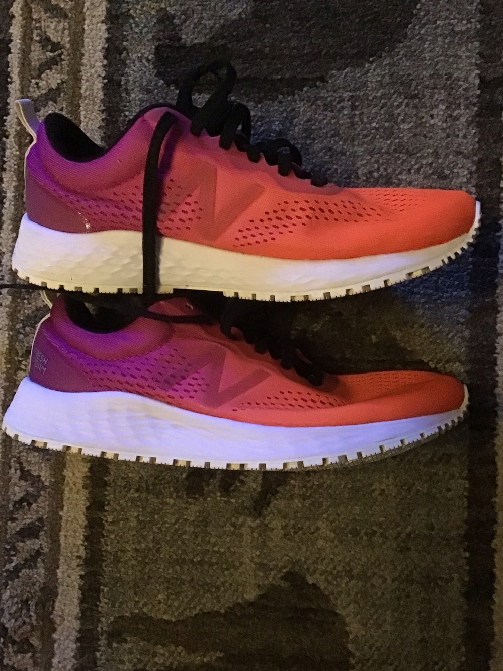 Women's Pink Gradient Running Sneakers - Lightweight Comfort